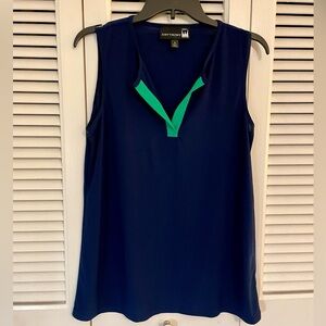 Antthony women’s top